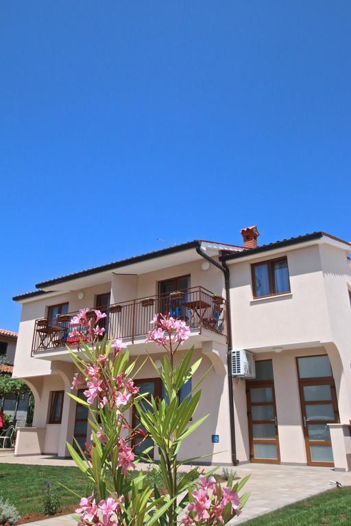 Solaria Apartments 波雷奇 外观 照片